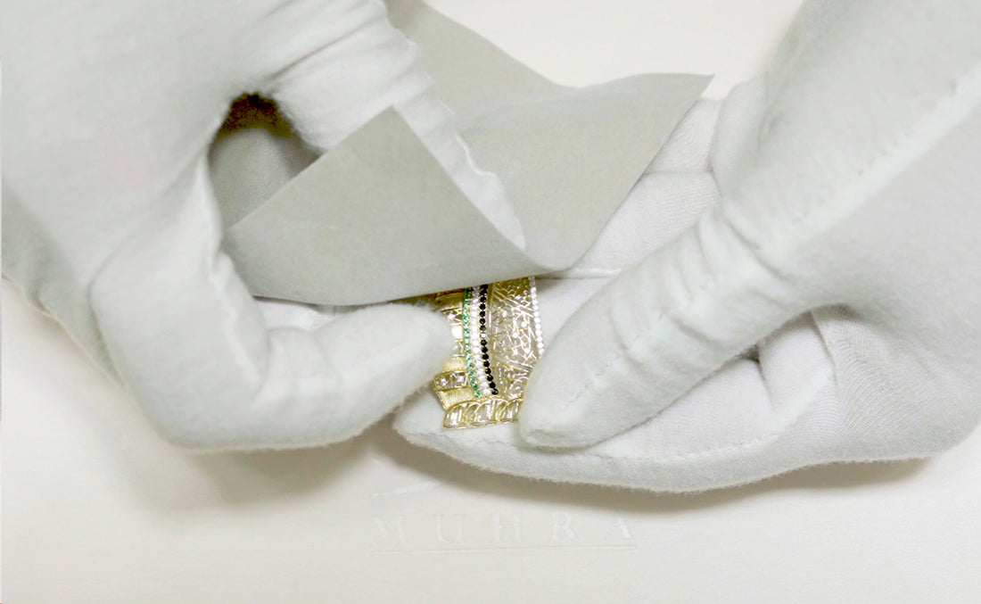 How to Properly Care for and Clean Your Gold Jewellery: Essential Tips and Tricks